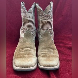 Ariat Patriot Western Boots Youth 4Mocha/Sand Camo print